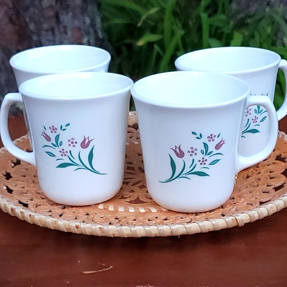 Vintage Corningware "Rosemarie" Mug Set - Picture 1 of 8